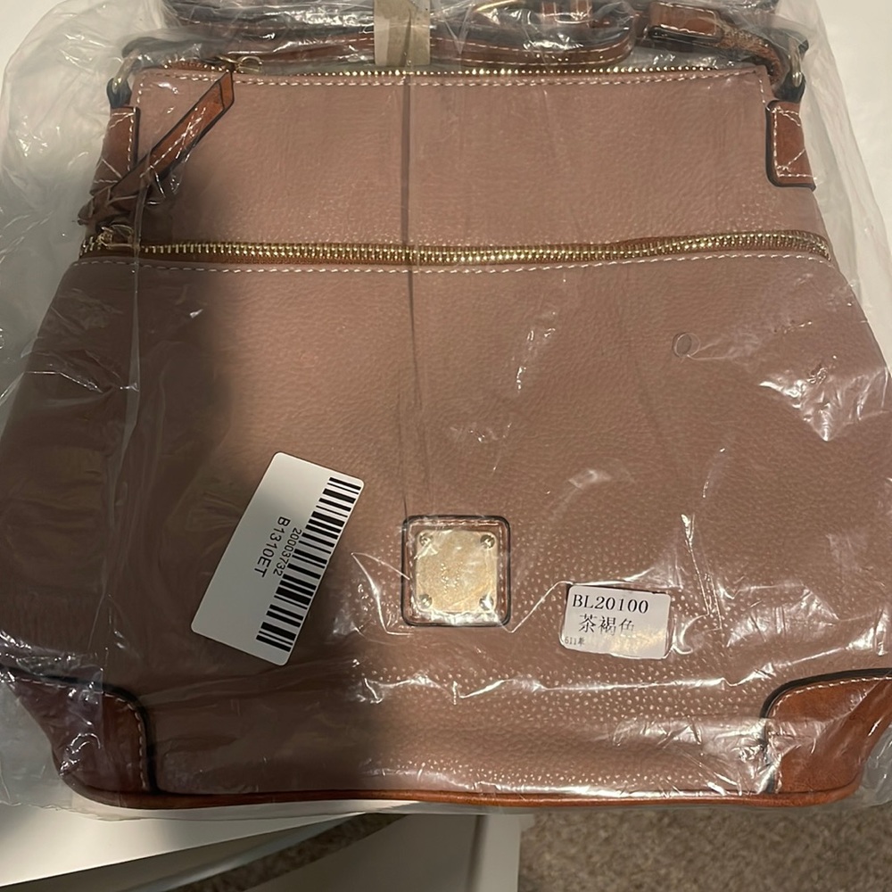 Pebble grain purse